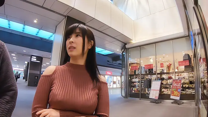 街で爆乳まる出しの素人妻を捕獲!! れ… (528DBL-0098)-1