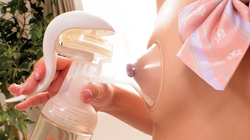 初めての搾乳体験!バブみある制服少女が… (340SKMJ-660)-15